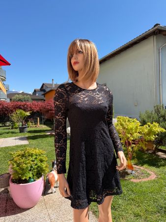 Schickes, kurzes Spitzenkleid, schwarz, Grösse M