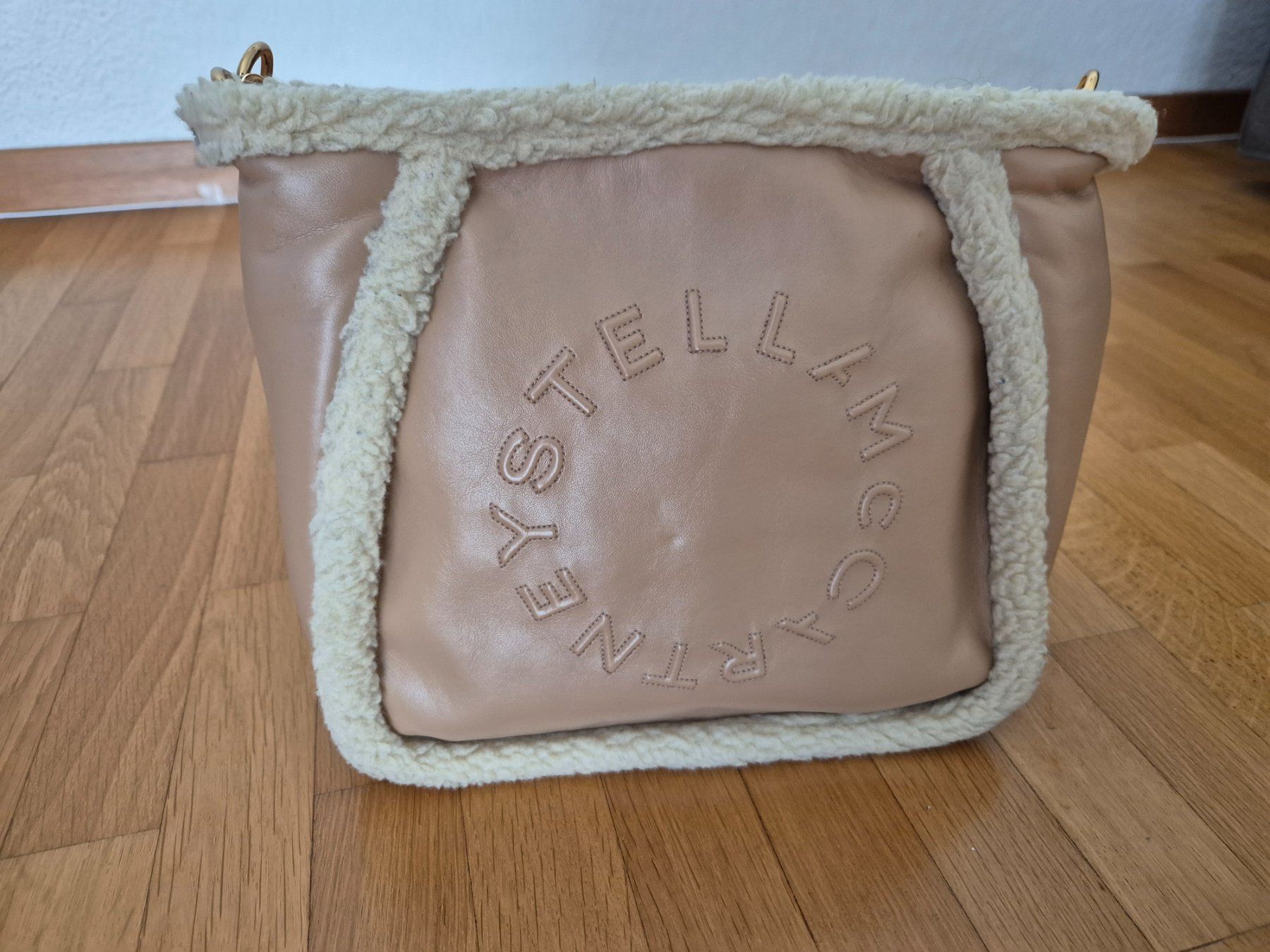 Stella McCartney Taschen für Damen: Stella Mc Cartney Mini Tasche mit Logo – Gebraucht aus Hergiswil NW von Adis_D 1