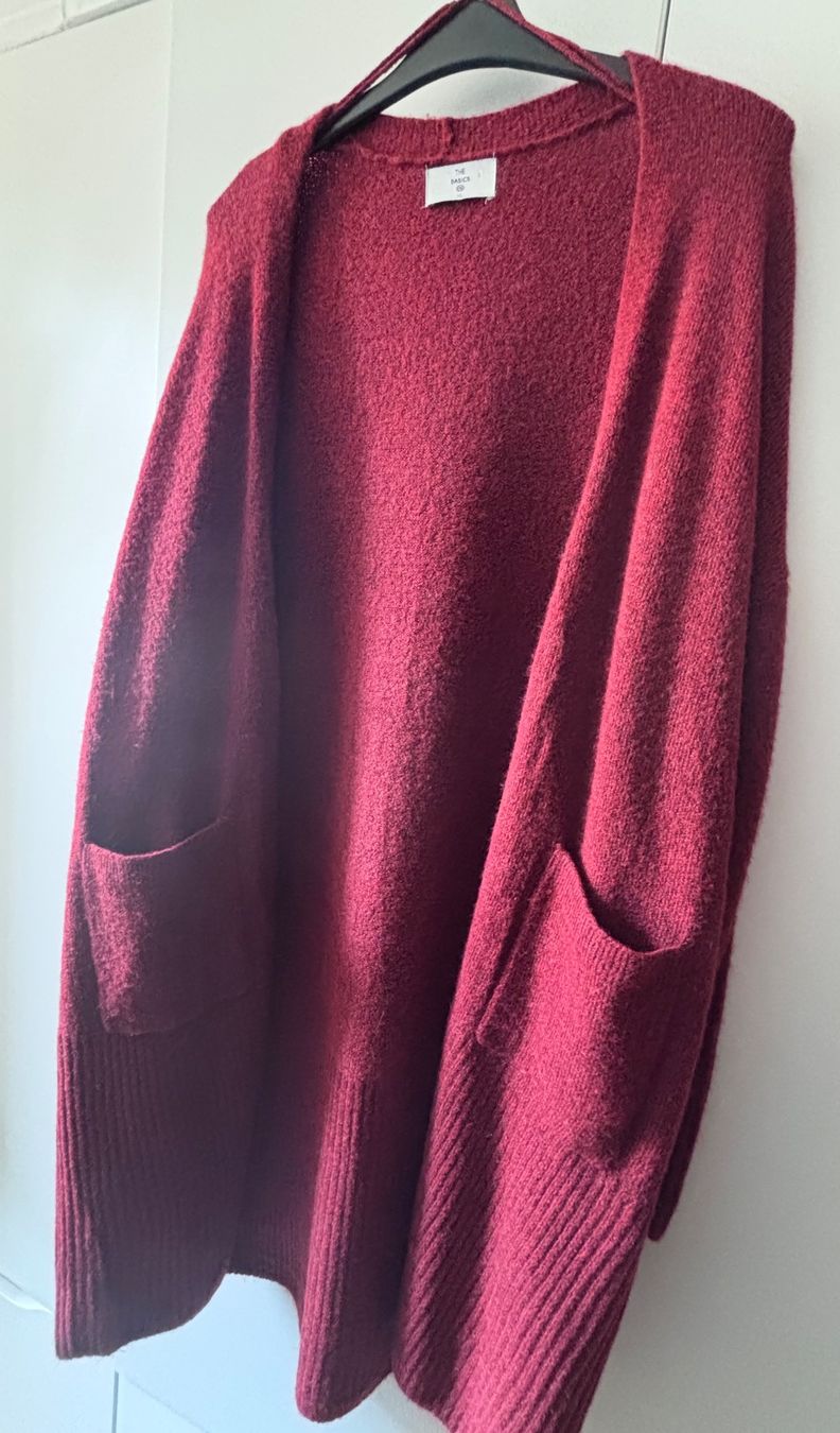 C&A Jacken: Strickjacke XL 44-48 Beere =>  Ab 7.- – Gebraucht aus Basel von Seele7 2