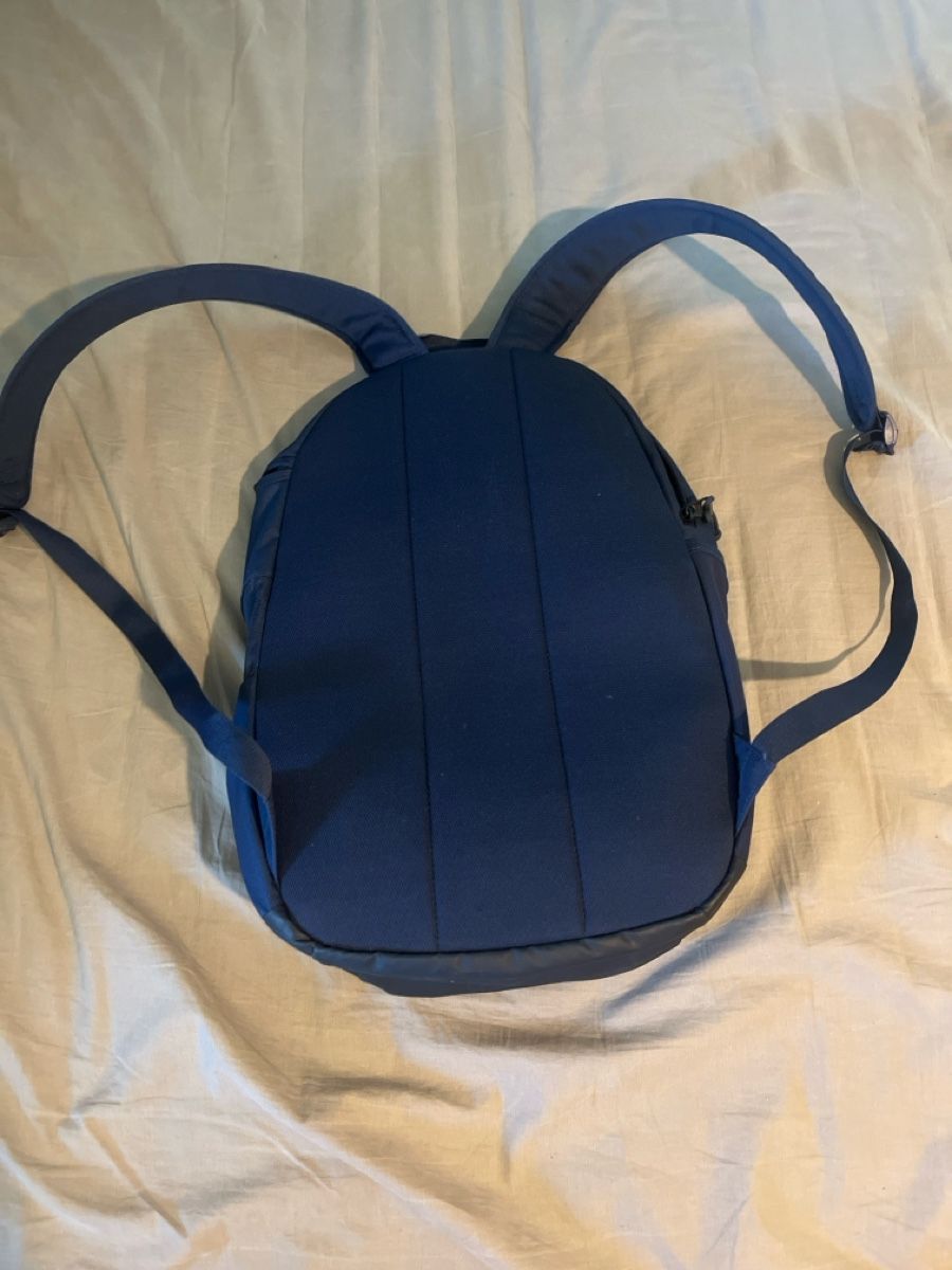 Nike Zaini: Dunkelblauer Nike Rucksack – Nuovo (secondo la descrizione) da Frauenfeld venduto da joh_lp6l 1