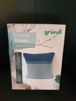 Strickset Kissen, neu, 40 x 40 cm (aus recyceltem Polyester)