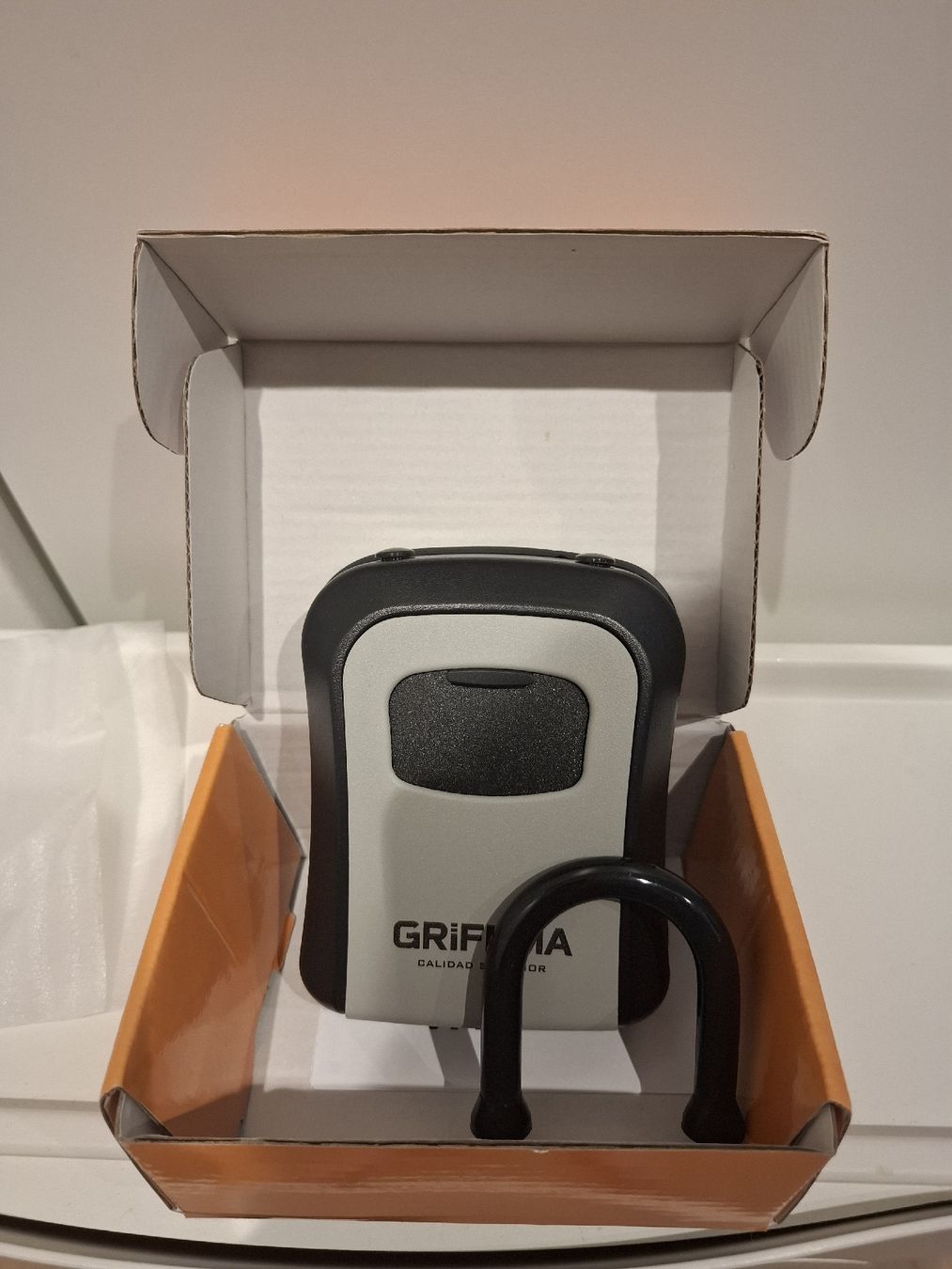 Cadenas: key safe box, new – Neuf avec emballage d'origine à Zürich par pto_6wfs 1