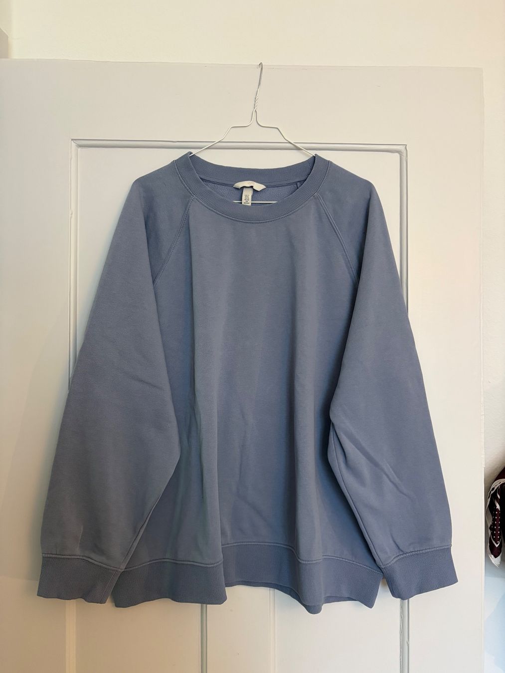 H&M Pulls & Sweat-shirts: Pullover in Blau – D'occasion à Zürich par mae_lle