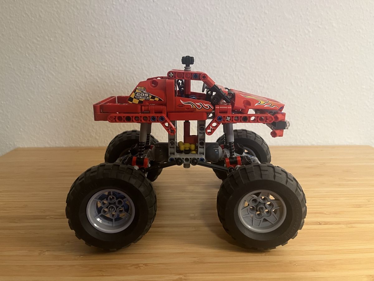 Lego Kit di costruzioni: LEGO Technic Monster Truck 42005 – Usato da Basel venduto da Palchyk 2