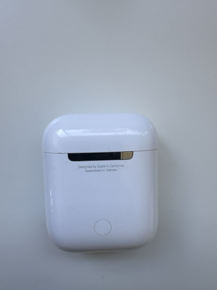 Apple Cuffie: Airpod mit Ladestation – Usato da Luchsingen venduto da MaggioDonato 2