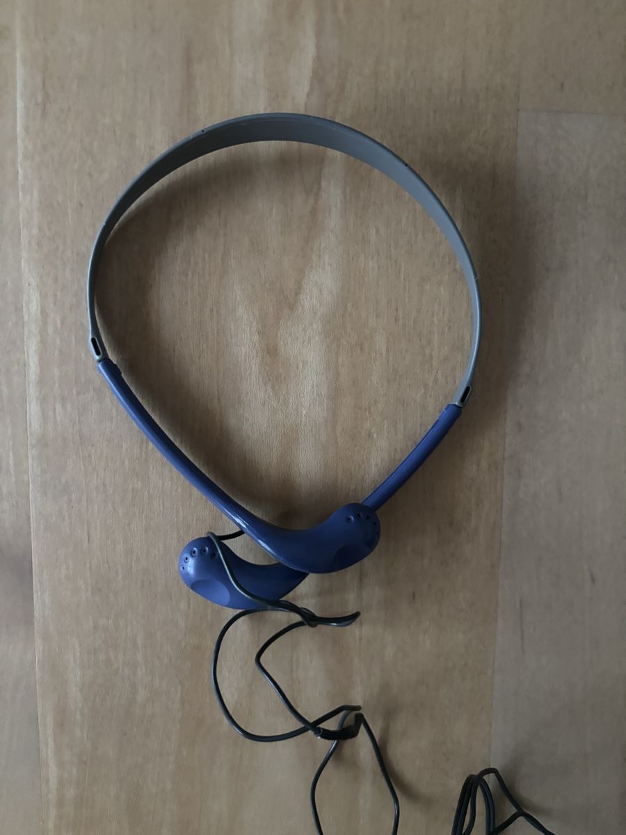 Kopfhörer: Sony MDR-W14 Kopfhörer in Blau – Gebraucht aus Bern von Happy3 1