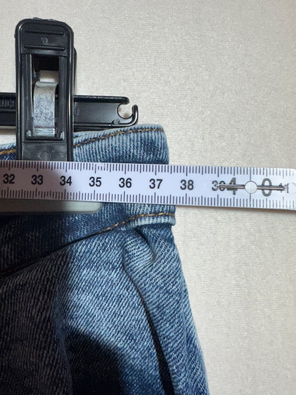 Jeans: Blaue Noisy May MOM Jeans, ca Gr. 29 – Gebraucht aus Grosswangen von SALE_SALE_SALE 7
