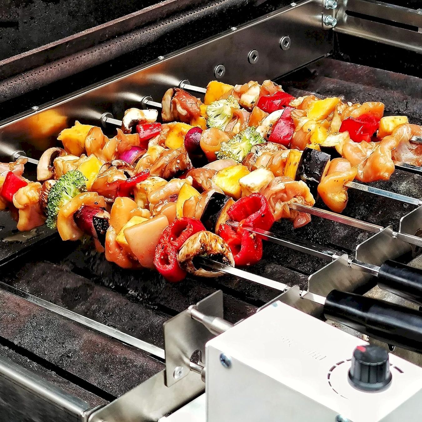 Accessori per grill: Edelstahl Grillaufsatz mit 11 Spießen – Nuovo e nell'imballaggio originale da Bottighofen venduto da zaap 1