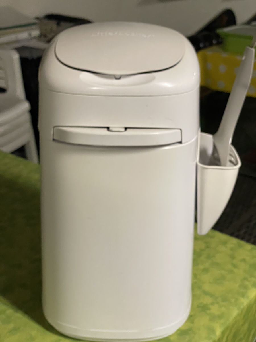 Poubelles: Litter Locker – D'occasion à Wittenbach par Flubbinenkitter