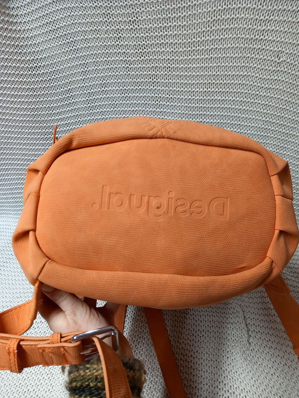 Desigual Zaini: Wunderschöner Desigual Rucksack – Usato da Merligen venduto da muss_haben 3