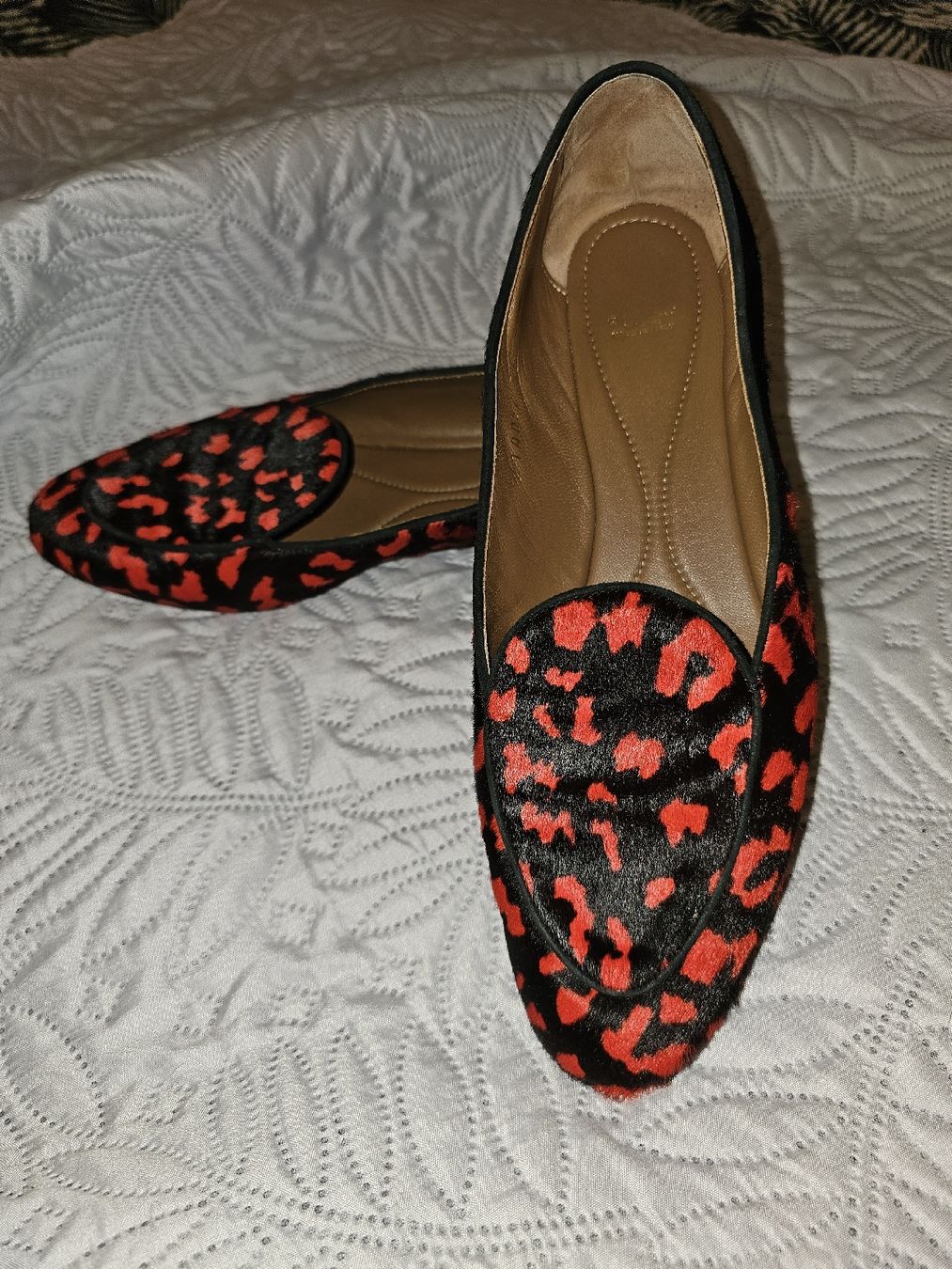 Armani Damenschuhe: Mocassins Giorgio Armani Milano imprimés léopard – Gebraucht aus Tecknau von Anadias 1