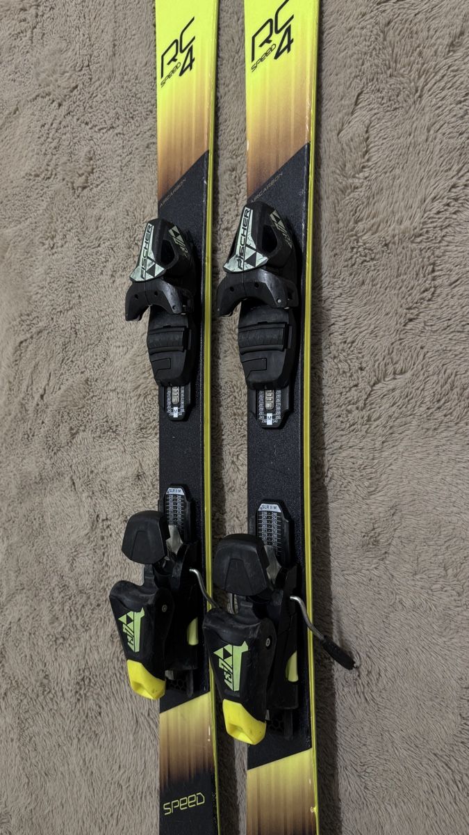 Fischer Sci: Fischer RC4 Speed Ski 130 cm mit Bindung gebraucht – Usato da Dietlikon venduto da kickboxer_999 3