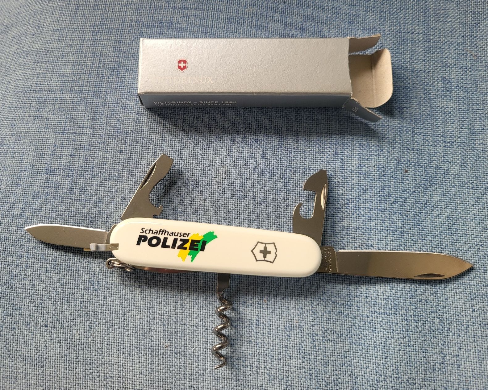 Victorinox Coltelli tascabile: Sackmesser Victorinox Polizei Schaffhausen – Nuovo e nell'imballaggio originale da Gutenswil venduto da ghekko88 2