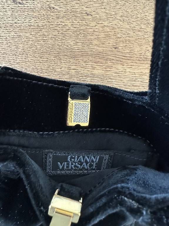 Borse da donna: Clutch Gianni Versace – Usato da Wermatswil venduto da Flowerpower30 2