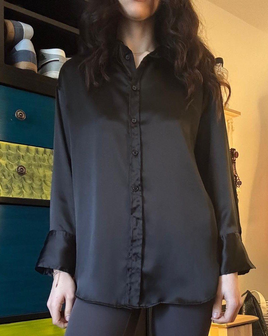 H&M Camicette: Schwarze Satin Bluse, Grösse L – Usato da Bülach venduto da reaos