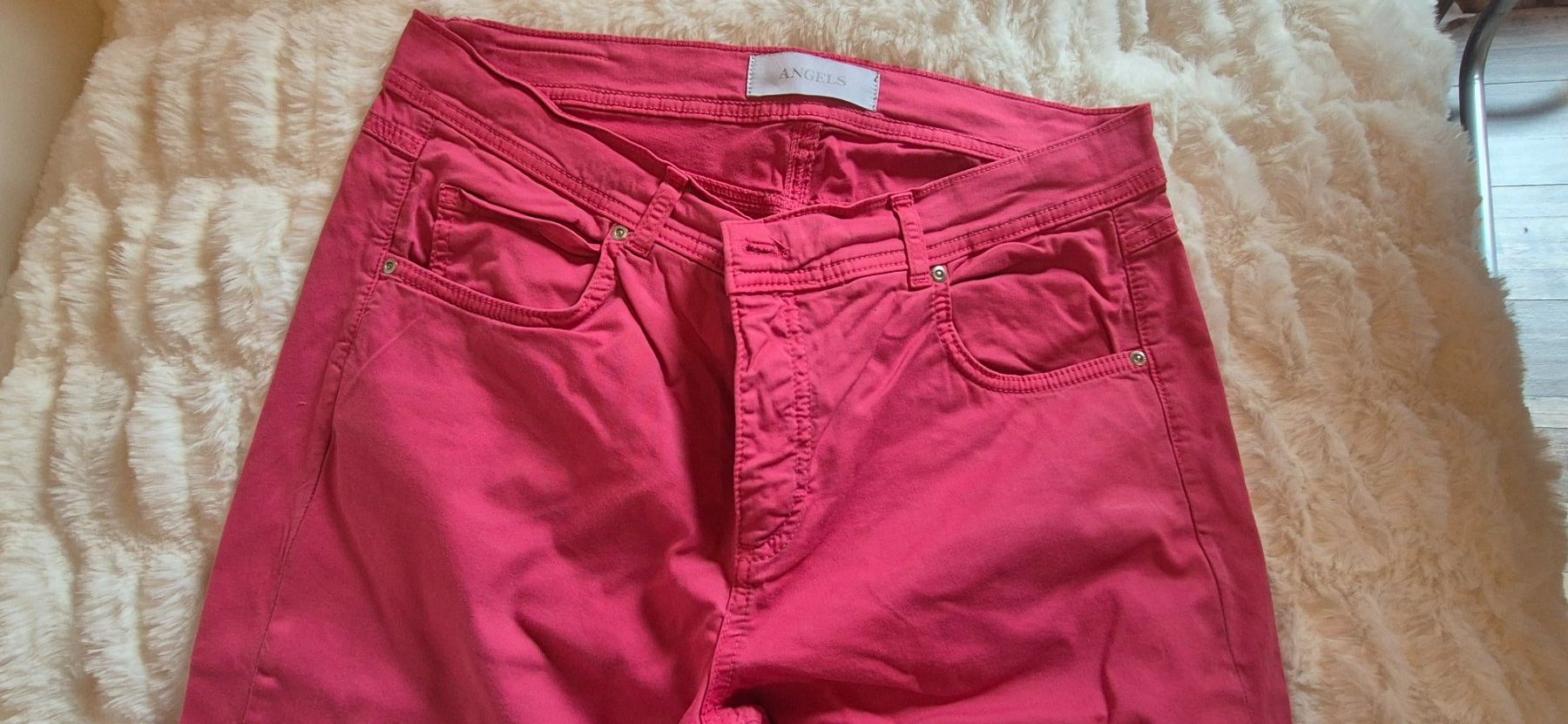 Angels Pantaloni: Pantalon Angels – Usato da Troistorrents venduto da ell_6fws 1