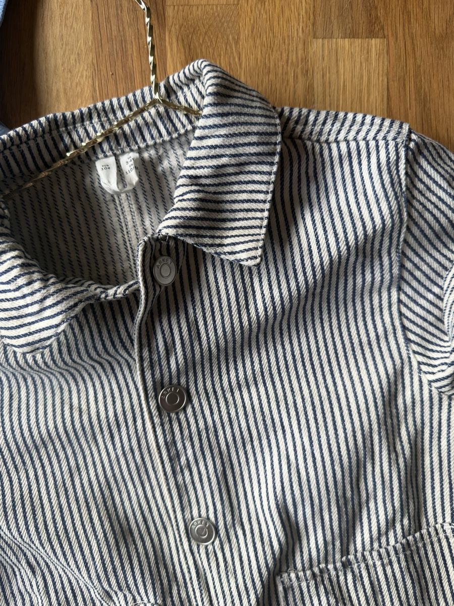 Chemises, T-shirts & Polos: Hemd Arket Gr. 110/116 – D'occasion à Meilen par NHirs96 3