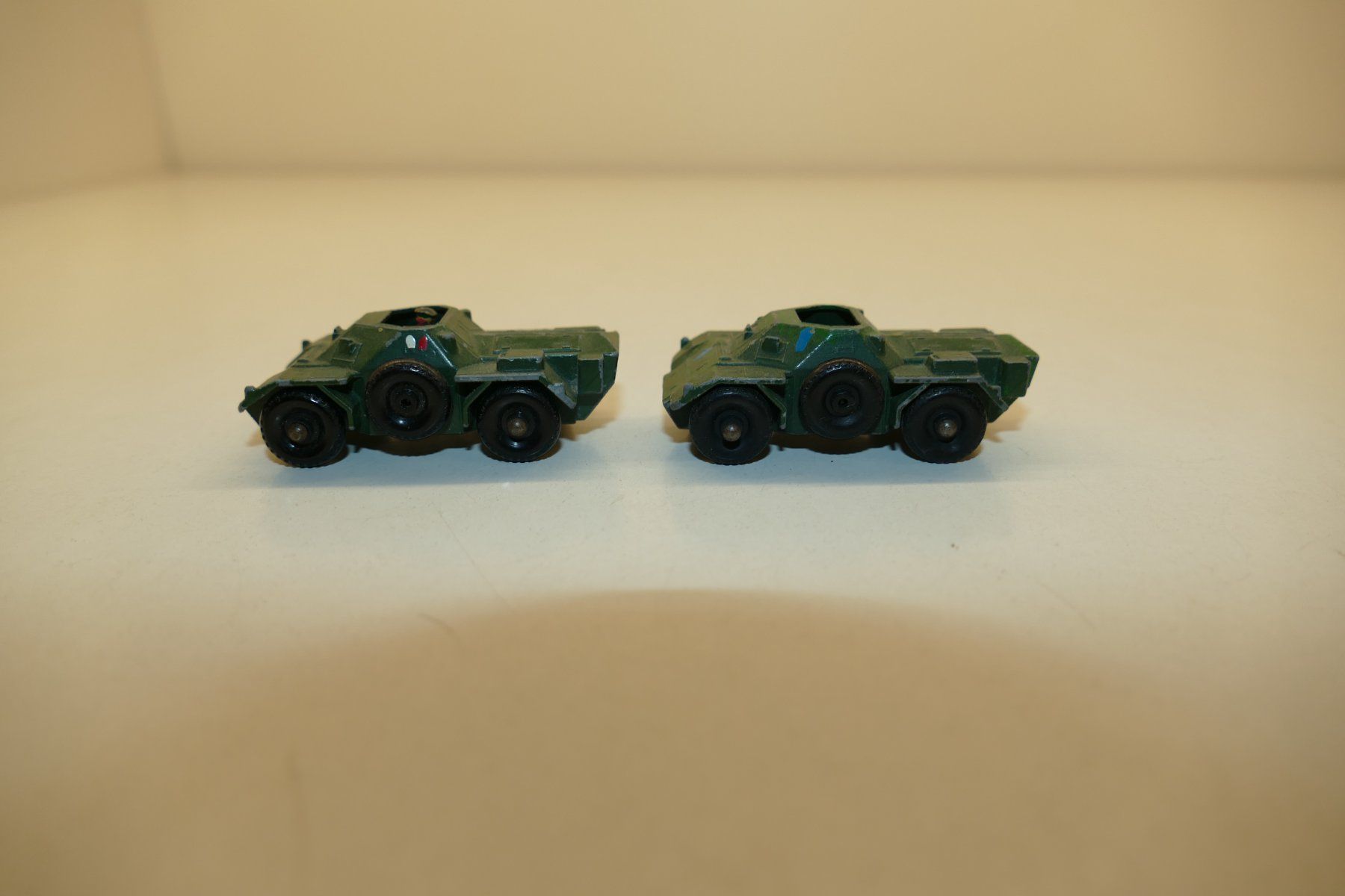 Lesney Modellini d'auto: Lesney: 2xFerret Scout Car – Usato da Niederhasli venduto da rail-duerst 1