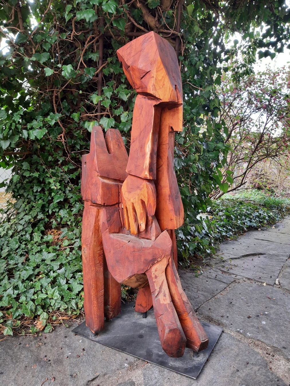 Sculture & Statue: Skulptur aus Holz mongrammiert – Usato da Arbon venduto da torso444 3