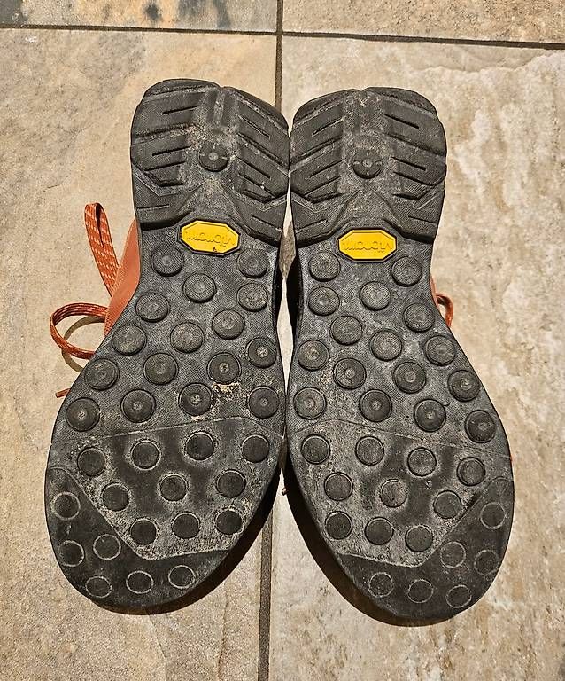 Arcteryx Scarpe da donna: Arcteryx Approach shoes 37.5 – Usato da Zürich venduto da kie_xny6 1
