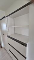 Büromöbel-Set in hellem Holzdesign
