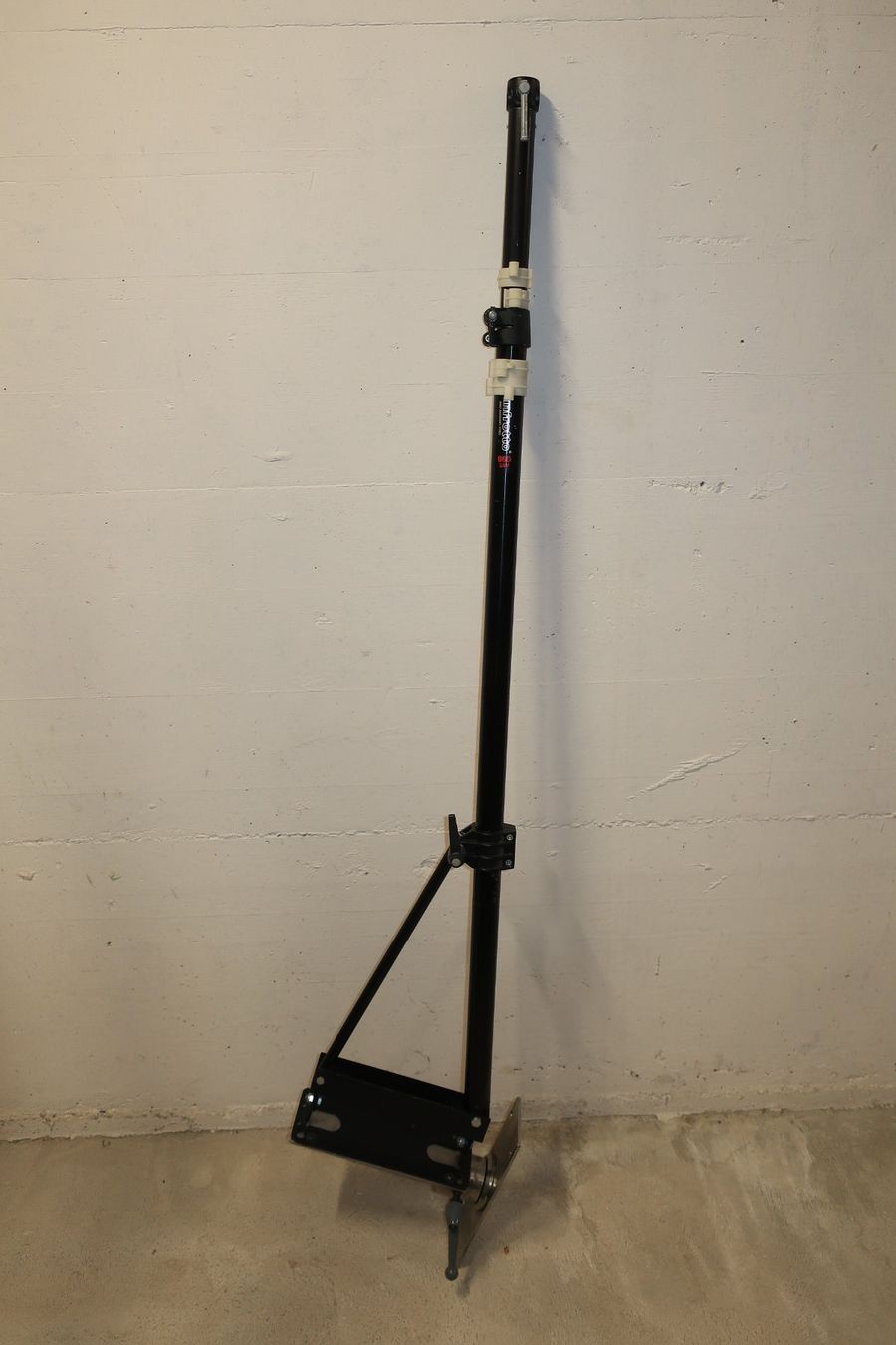 Manfrotto Trépieds & Accessoires: Manfrotto 098 Wand Boom – Défectueux à Zürich par dnk_nrd8