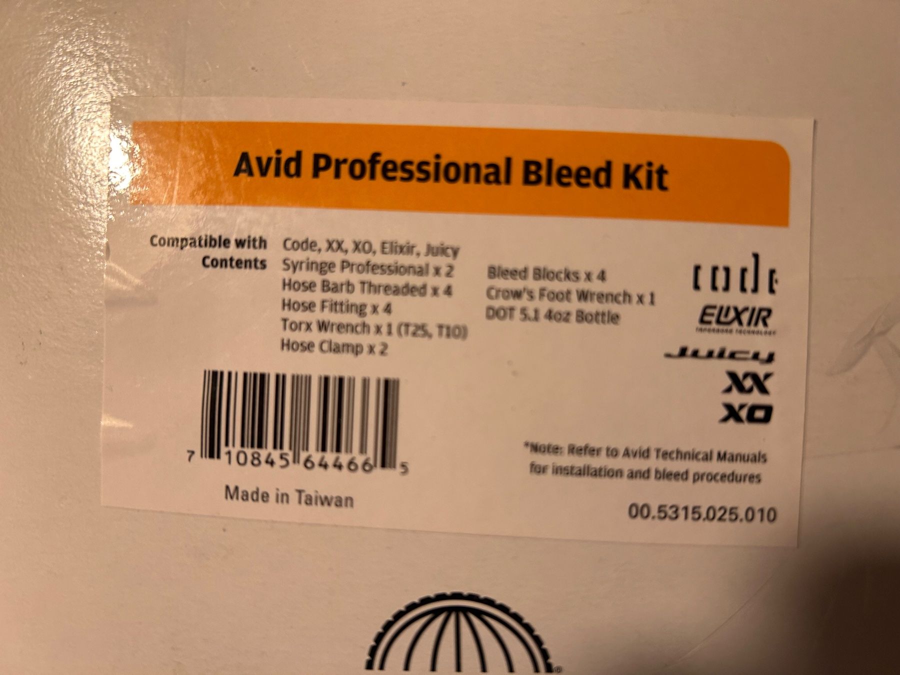 Tutti gli attrezzi: Avid Professional Bleed Kit – Nuovo (secondo la descrizione) da Zürich venduto da Sam_2x7q 6