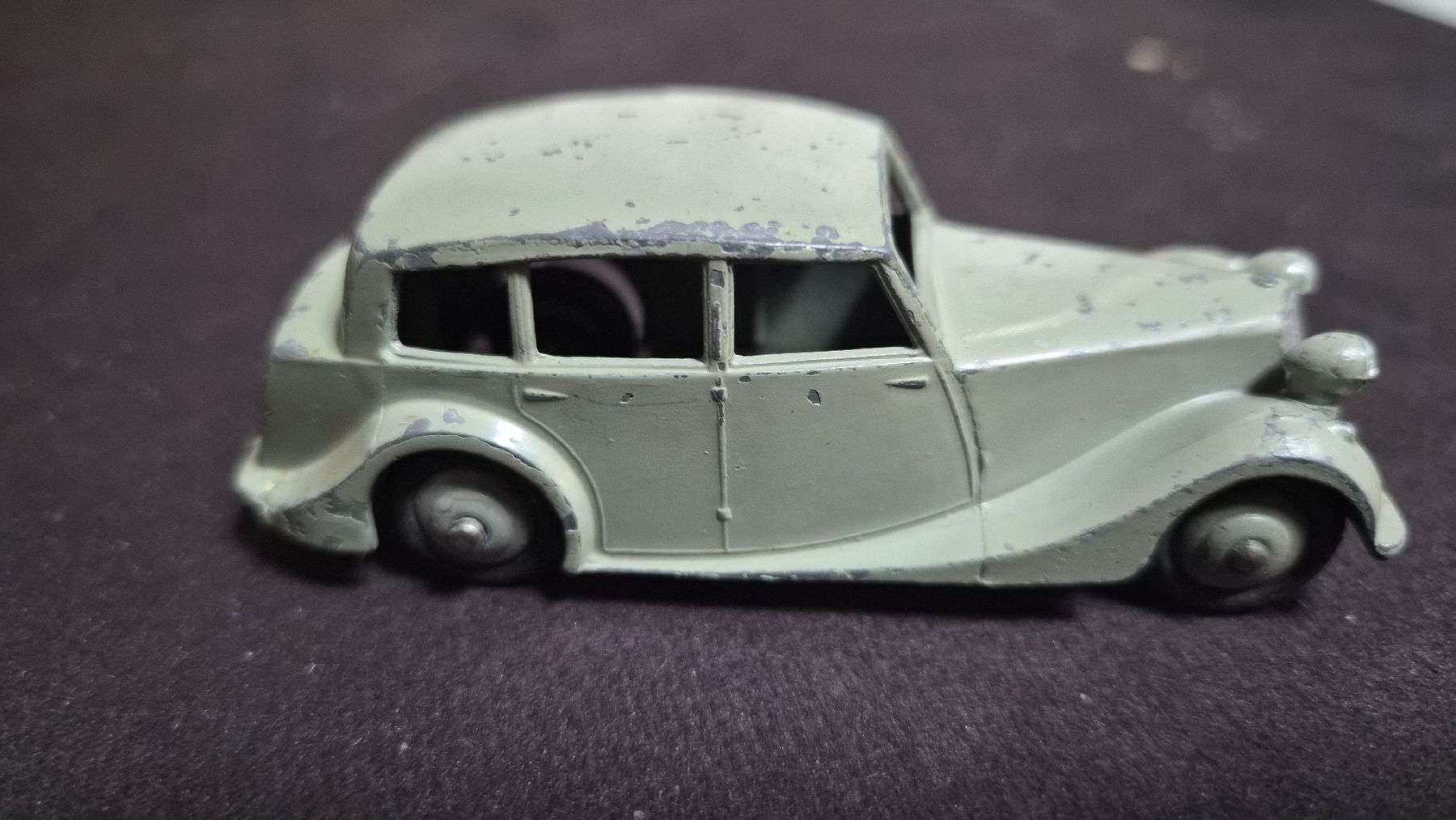 Dinky Toys Voitures modèles: dinky toys Triumph  – D'occasion à Sihlwald par Blaumeisli45 3