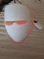 LED Gesichtsmaske von lovisbeauty weiss guter Zustand