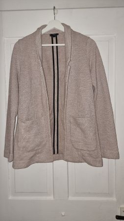 Schicker Damenblazer altrosa Grösse 36 Frühling top Zustand.