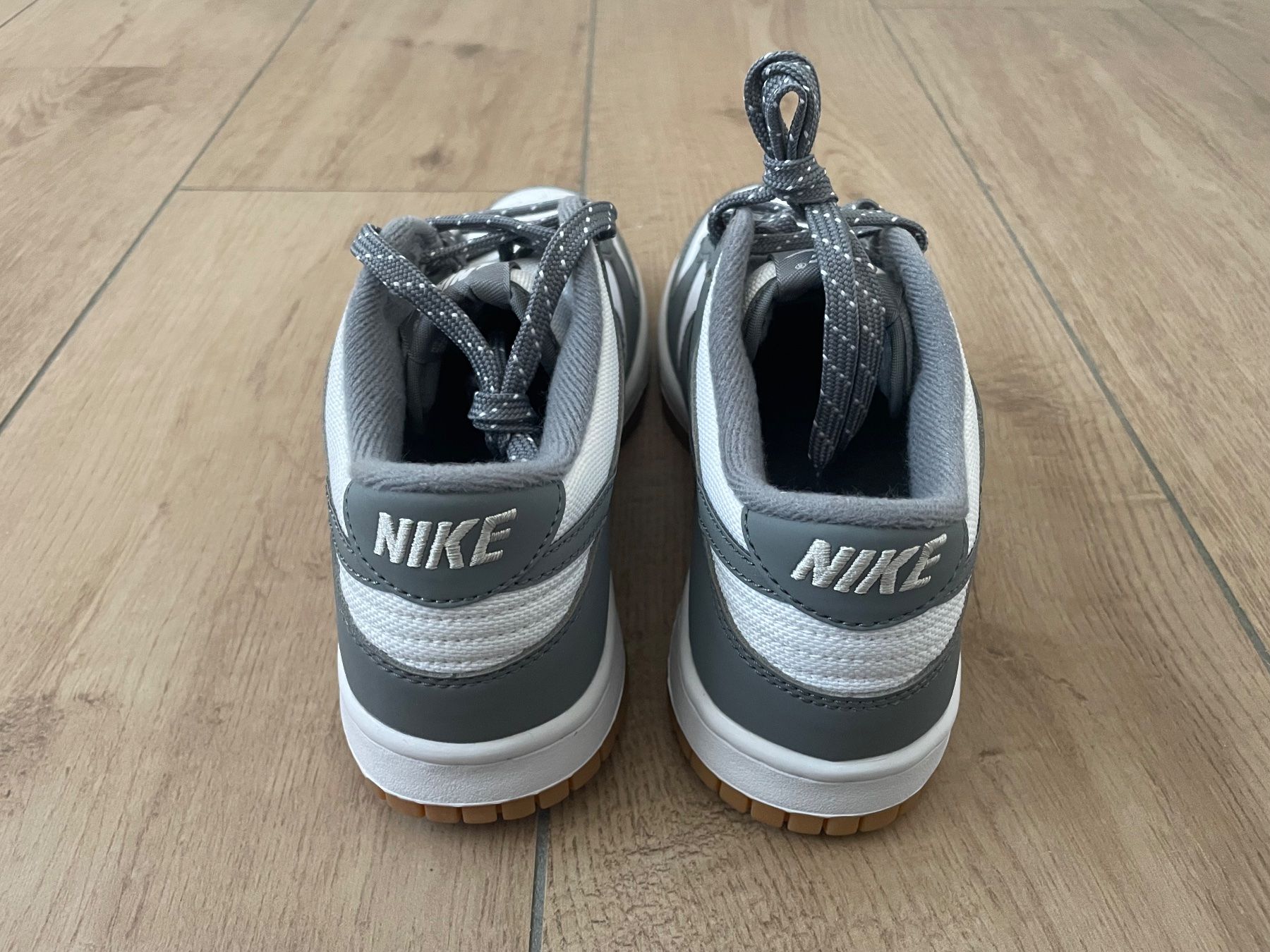 Nike Scarpe da uomo: Nike Dunk Low Gr. 38.5 NEU – Nuovo e nell'imballaggio originale da Waltenschwil venduto da hansnine 2