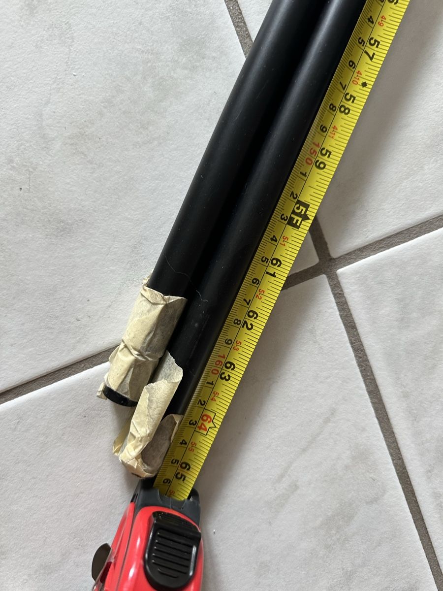 Tutte le decorazioni: Curtain Rod, Black Metal - Extentable, incl. Fitting – Usato da Zürich venduto da car_68nt 3