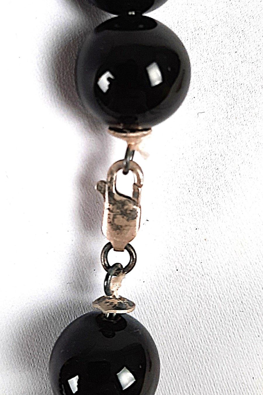 Ketten: Elegante Schwarze Perlenkette – Gebraucht aus Beinwil am See von Restwert_Beinwil 2