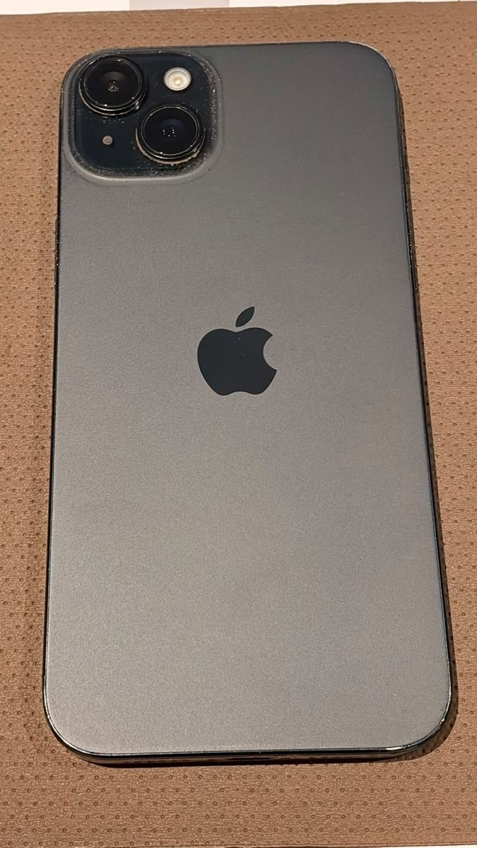 Apple Handys / Smartphones: Iphone 15 Plus  – Defekt aus Olivone von Elia_97