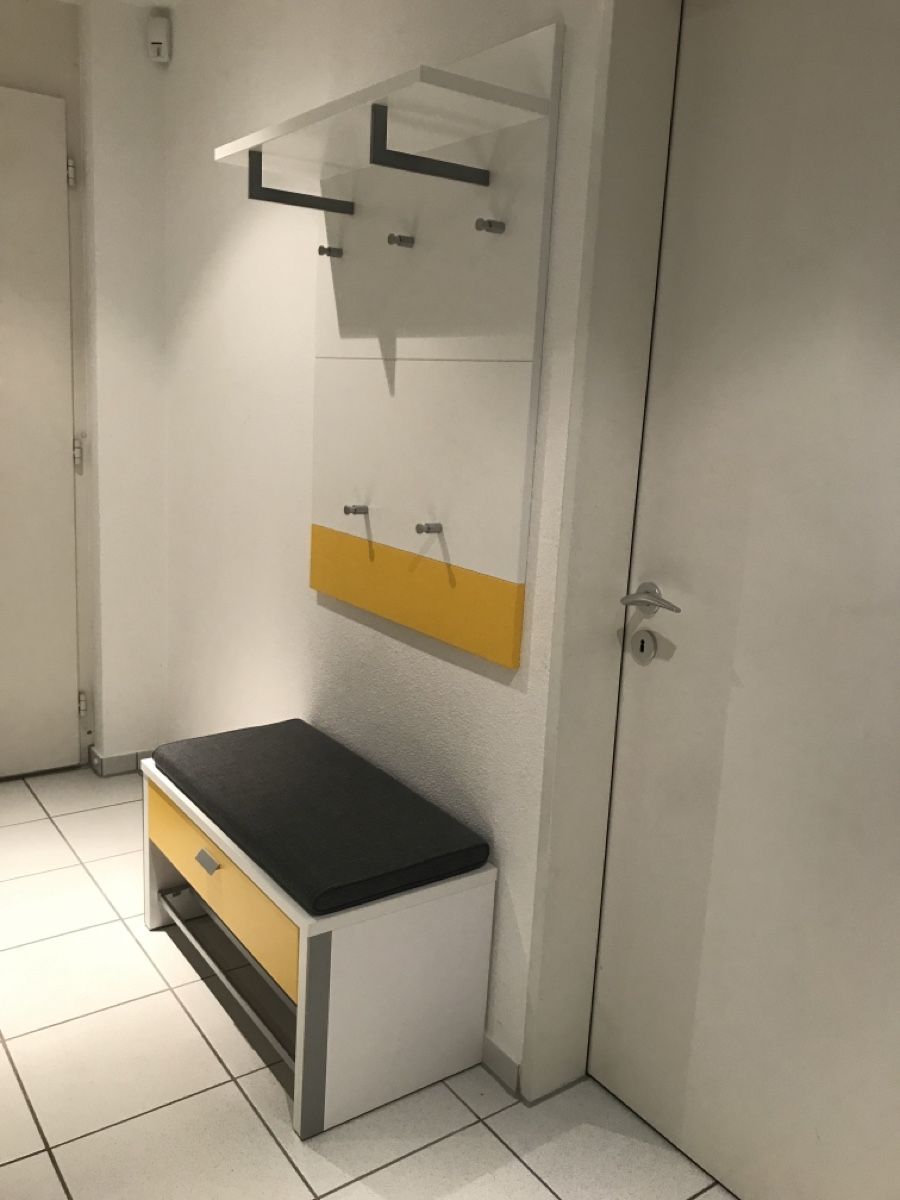 Pfister Porte manteau: Möbel Pfister Garderobe inkl. Sitzbank – Neuf (Voir description) à Dornach par manu10 1