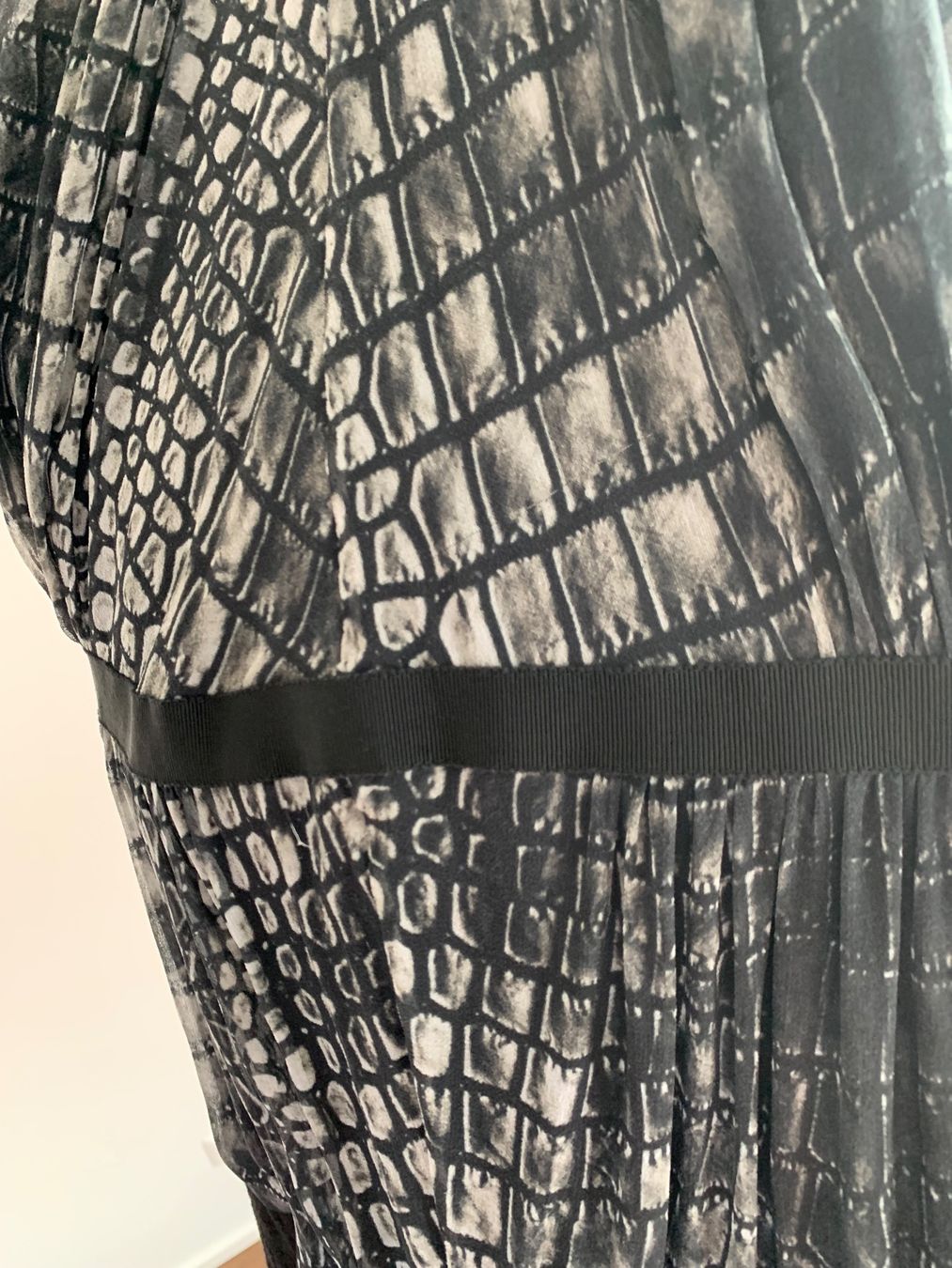 Vestiti: GIAMBATTISTA VALLI Robe élégante taille M – Nuovo (secondo la descrizione) da Morges venduto da Imade1 7