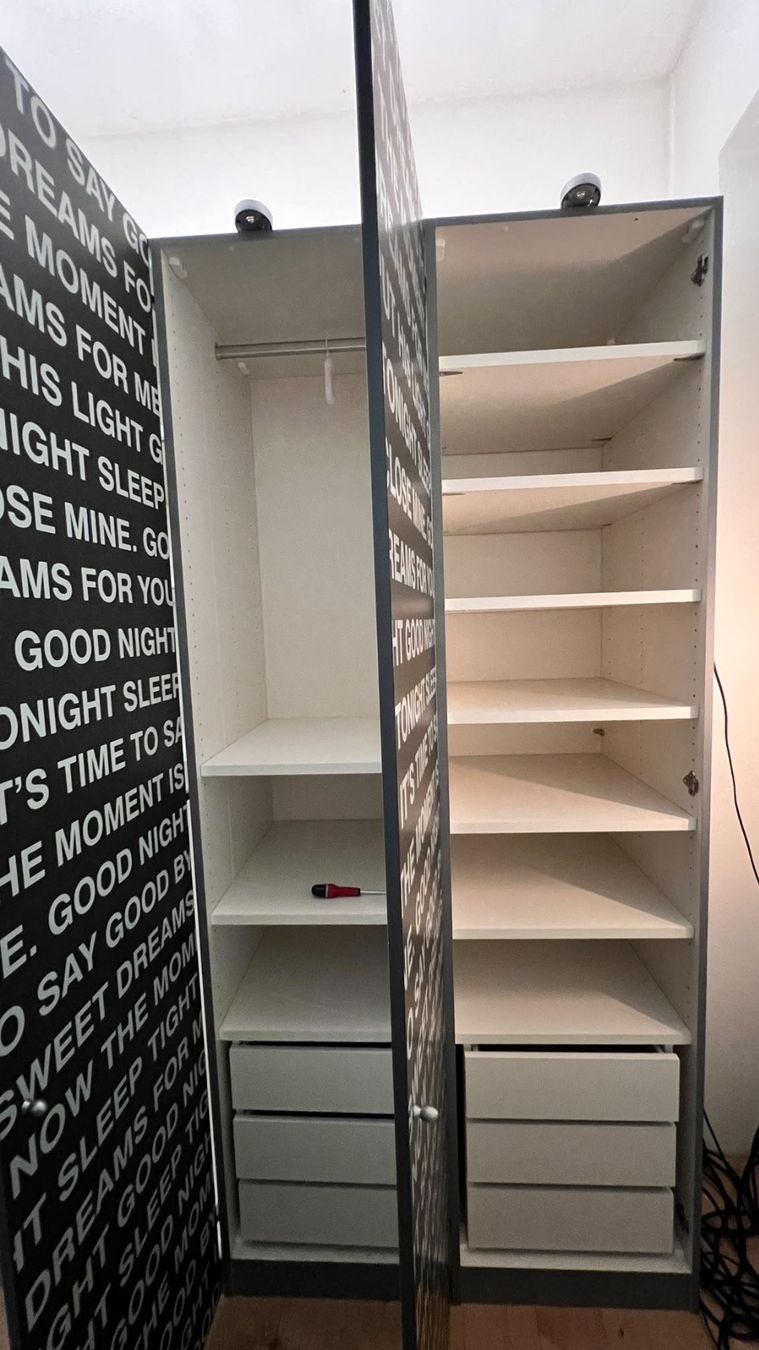 Interio Armadi: Kleider Schrank – Usato da Basel venduto da rfb01 1
