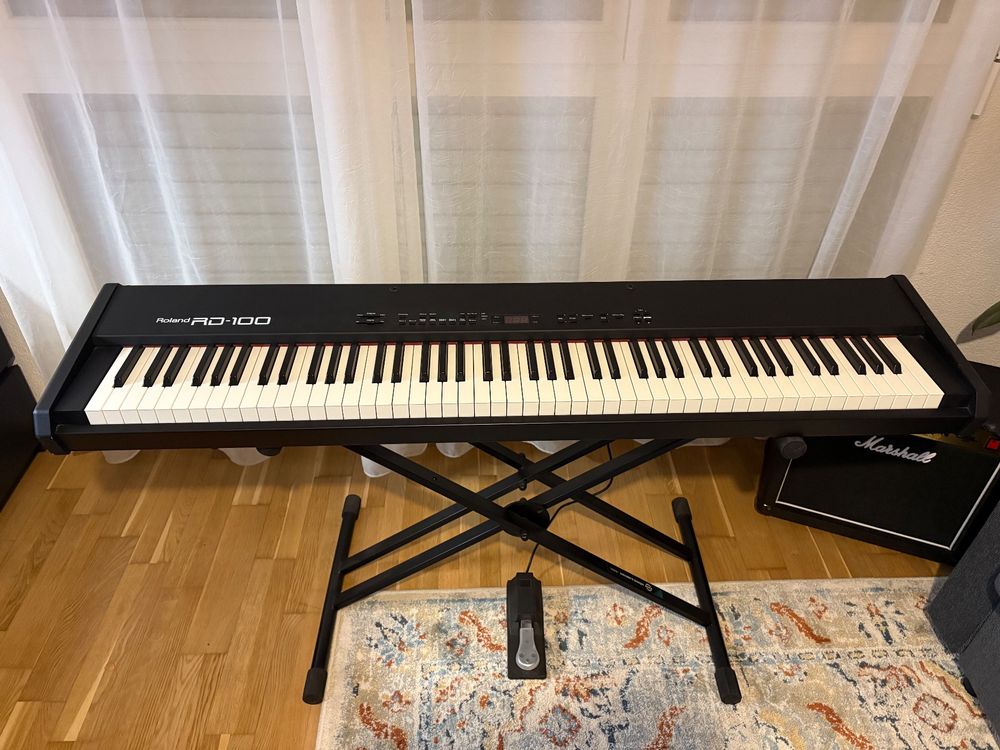 Roland RD-100 Stage Piano (Gebraucht) in Uzwil für CHF 106 – nur ...