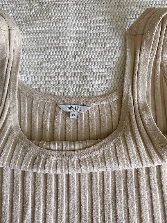 Top: ribbed Top nachhaltige Marke Gr.S – Usato da Zug venduto da julialbi 3