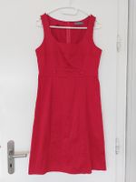 schönes Kleid
