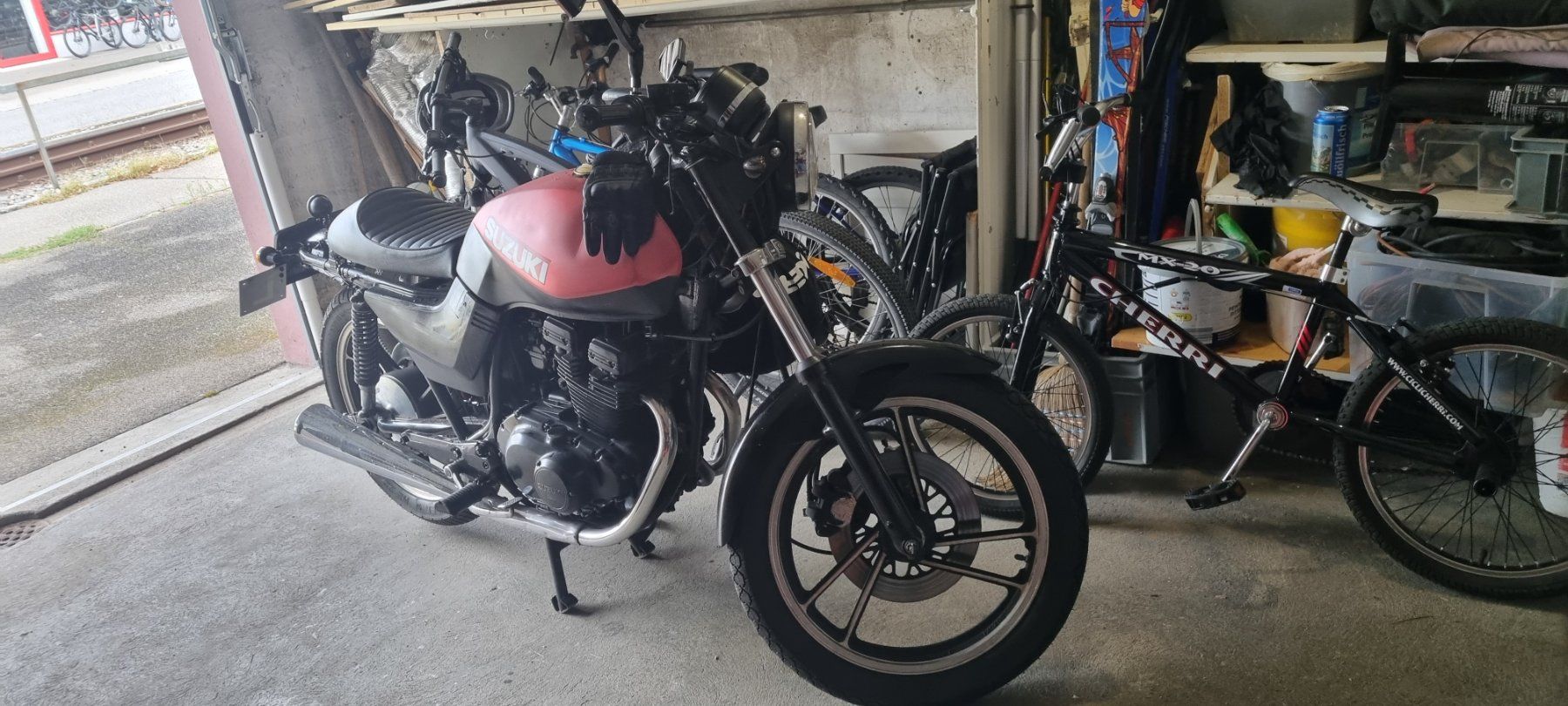 Suzuki Strada: .Suzuki Gsx 250 1983 – Usato da Zollikofen venduto da dom_drq6 2