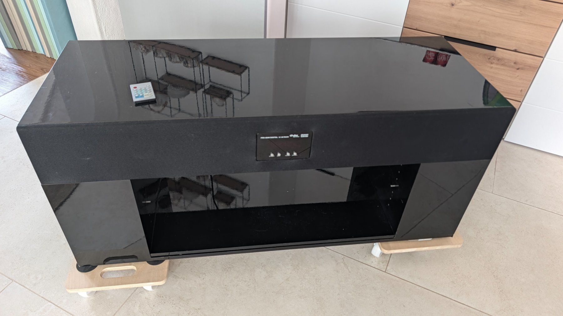 TV Möbel: Hi-Fi Möbel – Gebraucht aus Münchwilen TG von Granda