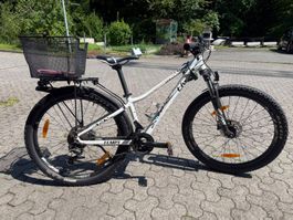 Mädchen Fahrrad LIV TEMPT weiss Korb guter Zustand