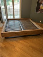 Holzbett mit Lattenrost 180x200 cm guter Zustand