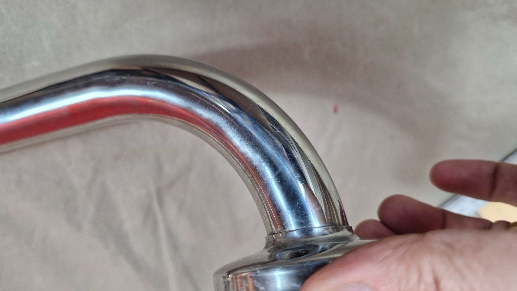 Balustrades: Haltegriff WC oder Badewanne WENKO 34 cm (156) – D'occasion à Dorf par Zur-Lingg 4