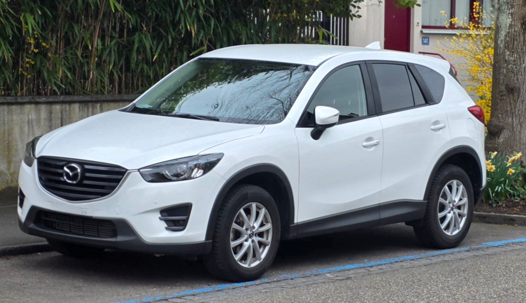 Mazda Autos: MAZDA CX-5 – D'occasion à Riehen par elorate