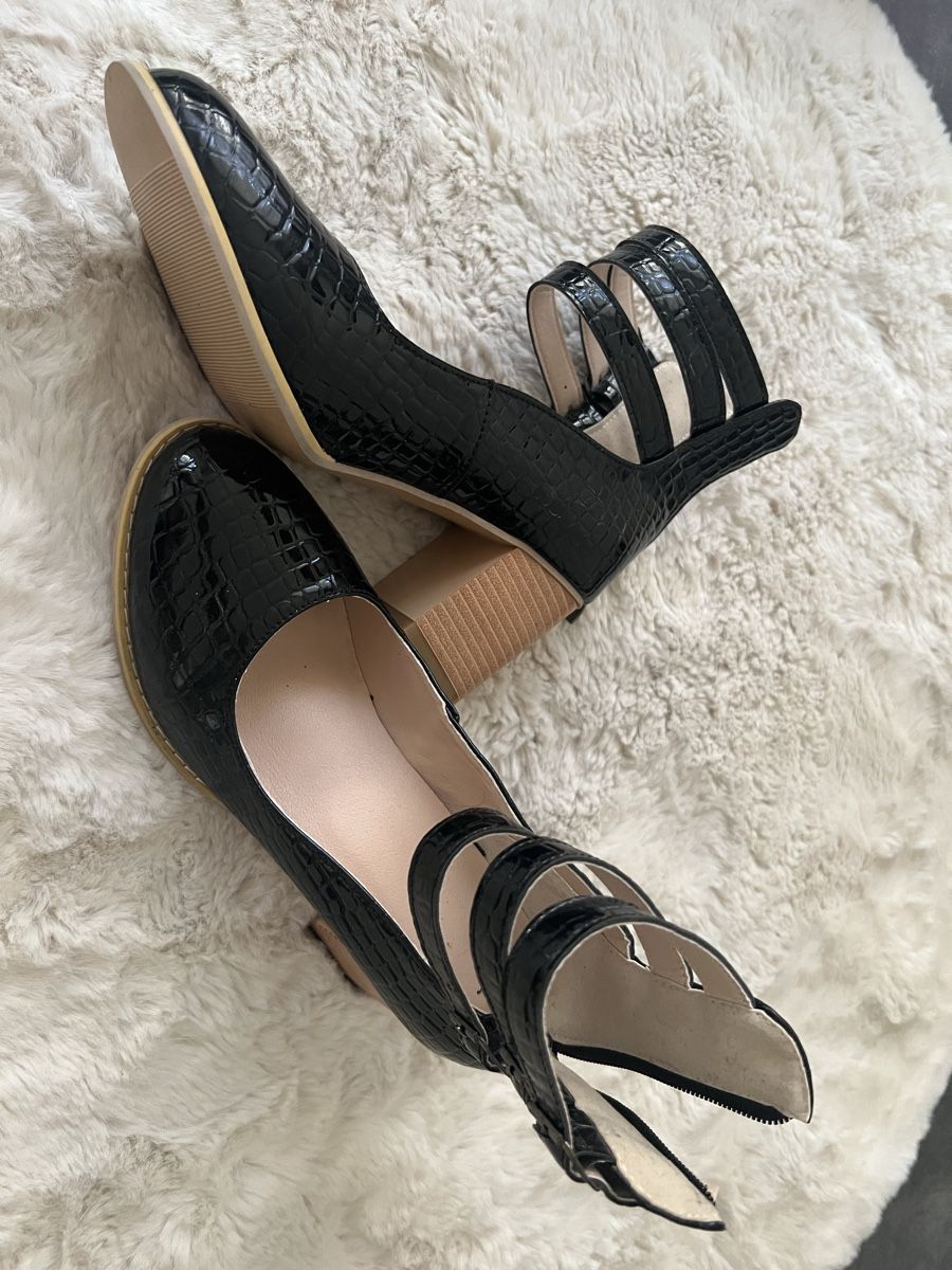 Scarpe da donna: Neu Schwarze Pumps 39 – Nuovo (secondo la descrizione) da Bern venduto da kaeffy 1
