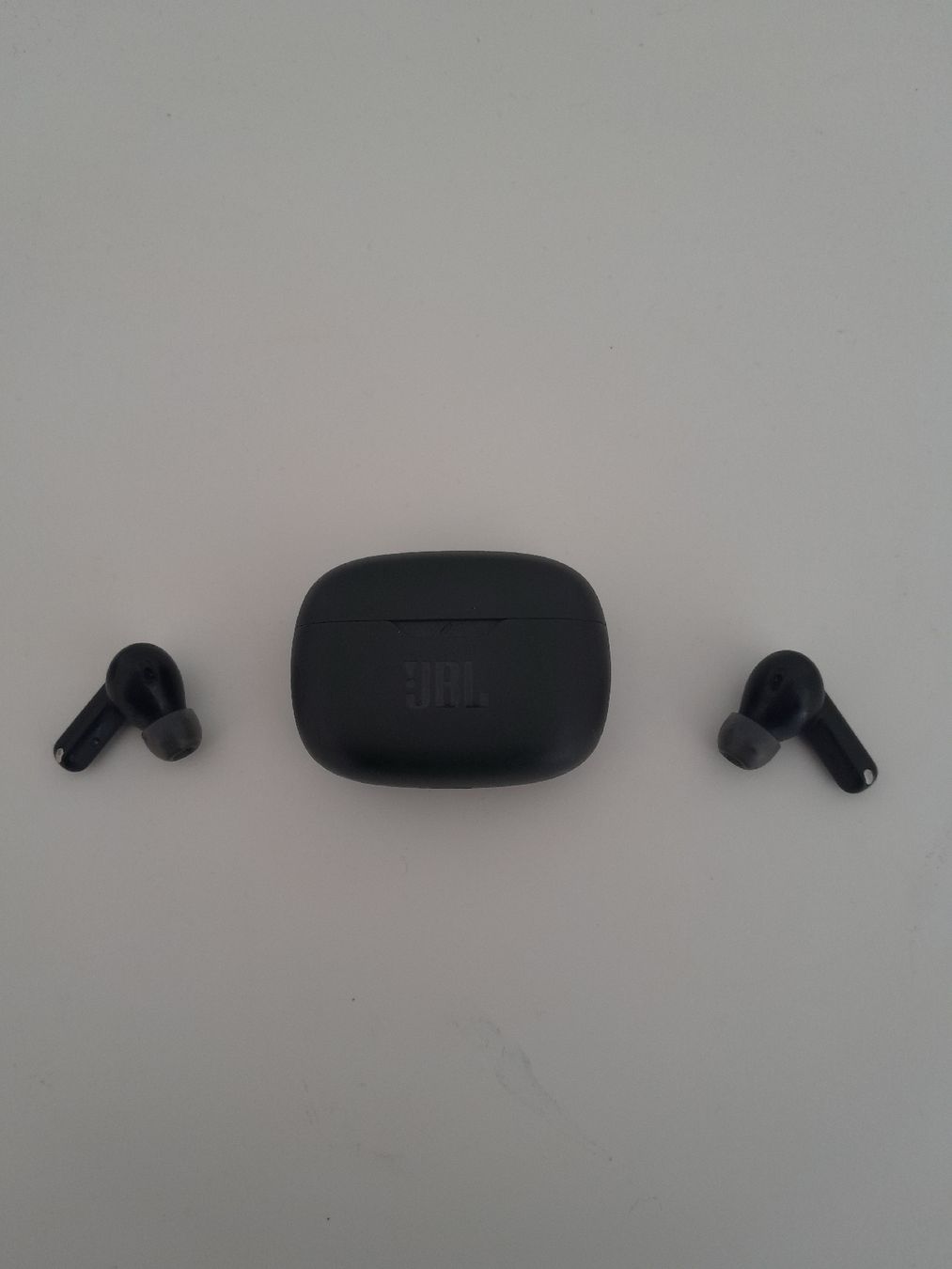 JBL Kopfhörer: JBL Wave Beam 2 Bluetooth Kopfhörer – Gebraucht aus Derendingen von MKGartenpflege26