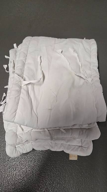 Linge de lit: Stokke - Tour de lit bébé – D'occasion à Geneve par Granduca