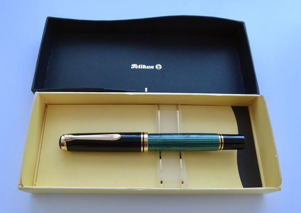Pelikan Souverän M400 Kolbenfüller – Schwarz/Grün, 14 Karat Goldfeder, Handgefertigt In Deutschland